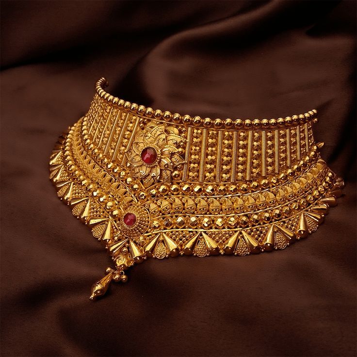 Gold Pendant Set