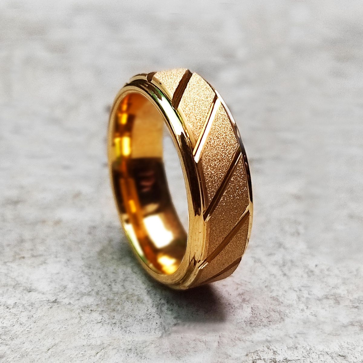 Classic Gold Ring